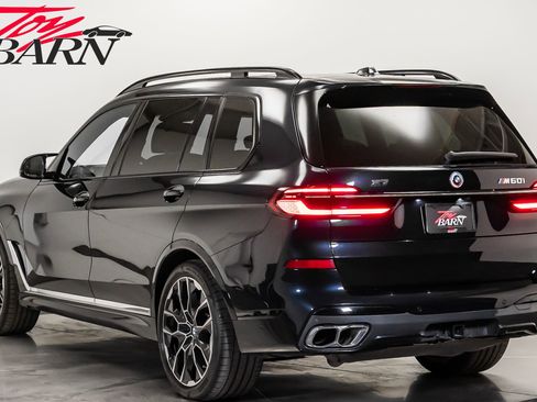 Used 2023 BMW X7 M60i w/ Executive Package image 2