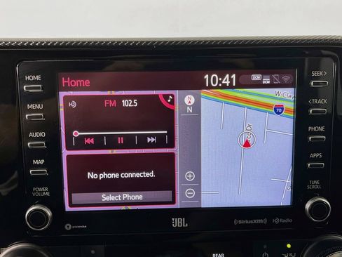 Used 2021 Toyota Highlander XSE AWD/4WD image 18