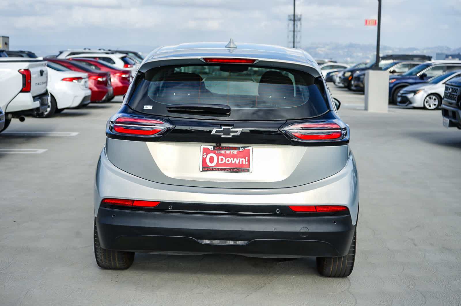 Used 2023 Chevrolet Bolt LT w/ Infotainment Package FWD image 7