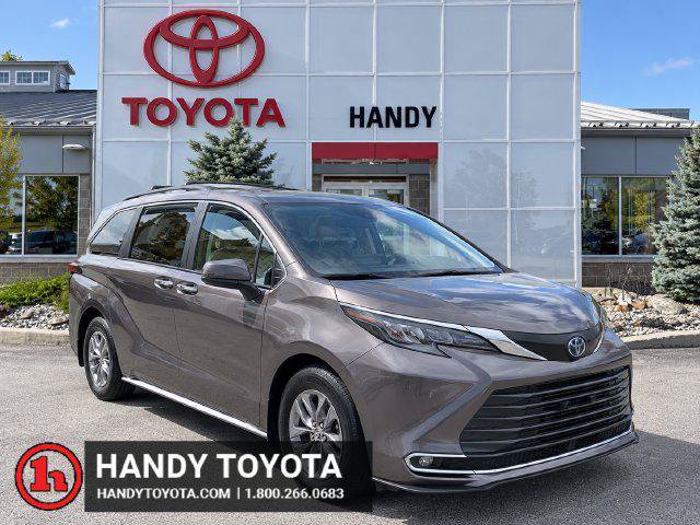 Certified 2024 Toyota Sienna XLE w/ XLE Plus Package AWD/4WD image 1