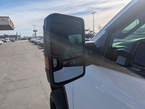 Used 2016 GMC Sierra 2500 4x4 Double Cab w/ Sierra Convenience Package image 11