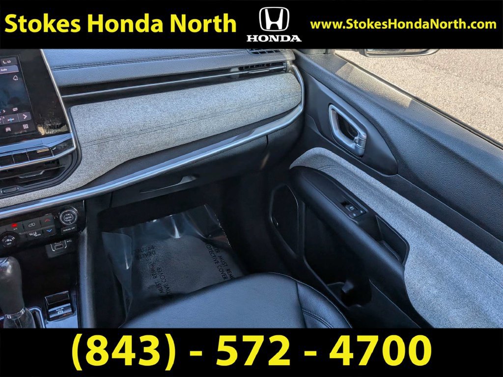 Used 2022 Jeep Compass Latitude w/ Sun and Sound Group AWD/4WD image 17