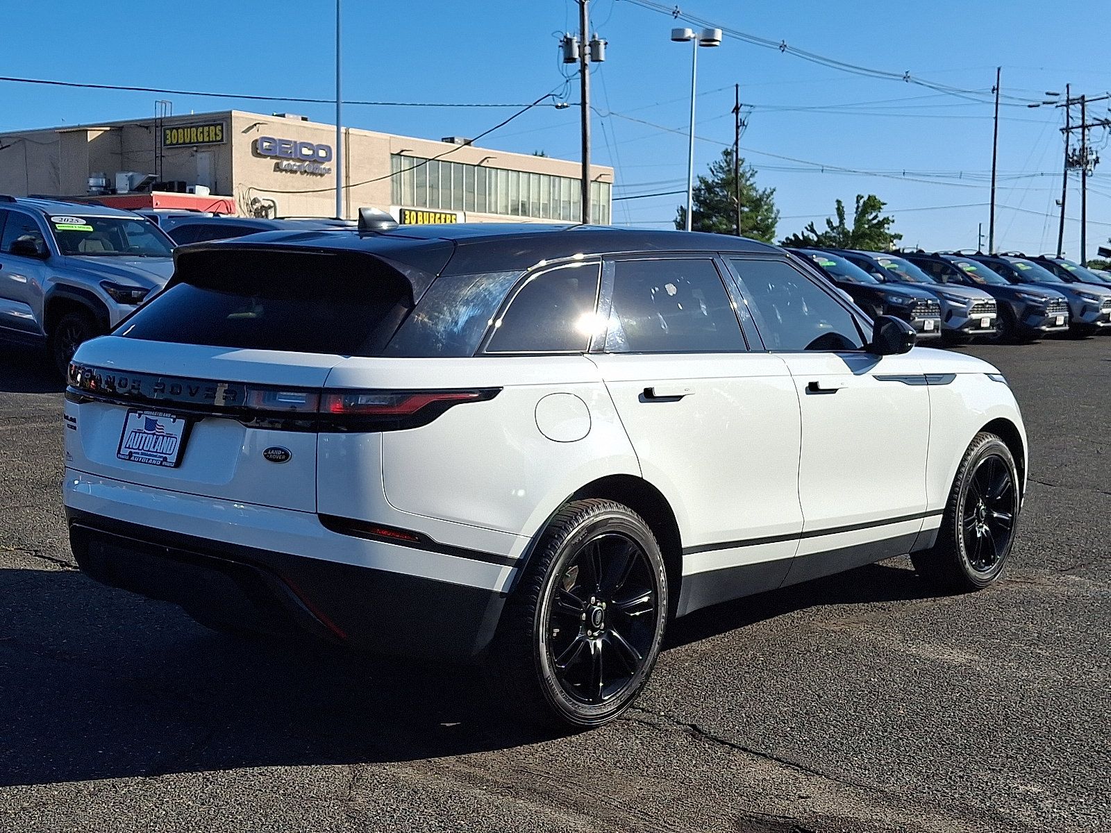 Used 2020 Land Rover Range Rover Velar S AWD/4WD image 7