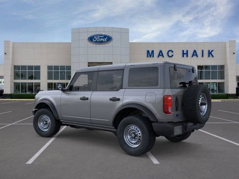 New 2025 Ford Bronco 4-Door image 4