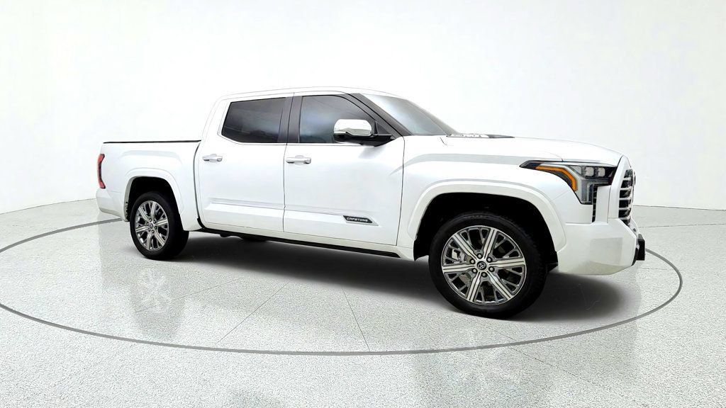 Used 2024 Toyota Tundra Capstone AWD/4WD image 3