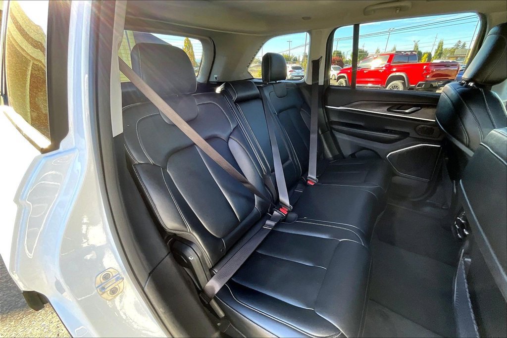 Used 2024 Jeep Grand Cherokee Limited 4xe AWD/4WD image 20