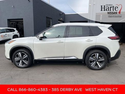 Certified 2023 Nissan Rogue SL w/ SL Premium Package AWD/4WD image 6