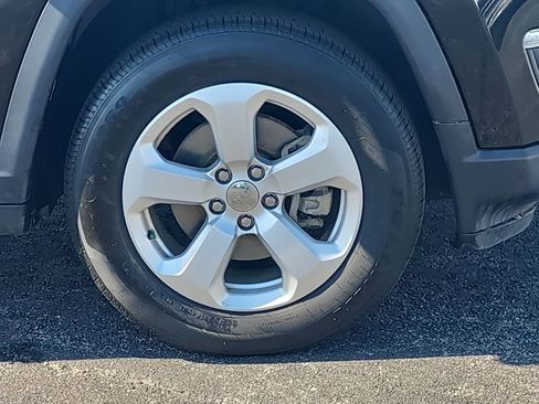 Certified 2020 Jeep Compass Latitude FWD image 26