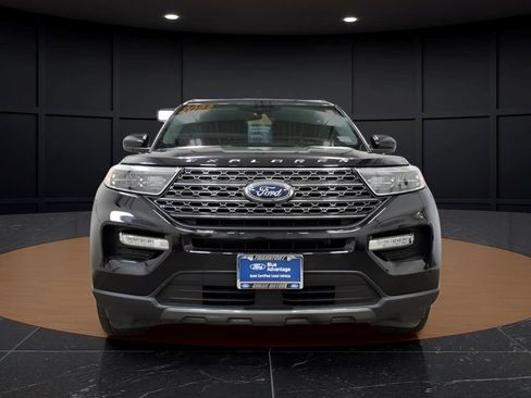 Certified 2023 Ford Explorer XLT w/ Equipment Group 202A AWD/4WD image 2