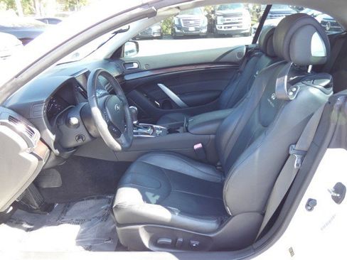Used 2012 INFINITI G37 Convertible w/ Premium Pkg RWD image 13