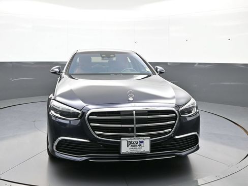 Used 2026 Mercedes-Benz S 580 4MATIC Sedan image 2