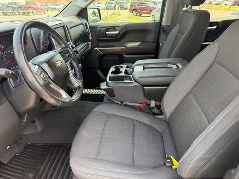 Used 2021 Chevrolet Silverado 1500 LT AWD/4WD image 29