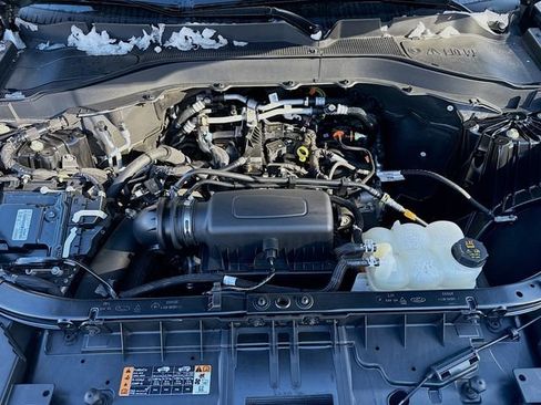 Used 2022 Ford Explorer XLT w/ Class IV Trailer Tow Package image 32