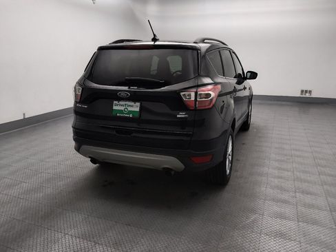 Used 2018 Ford Escape SE w/ Ford Safe & Smart Package AWD/4WD image 7