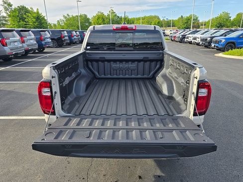 New 2026 GMC Canyon AT4 w/ Technology Plus Package AWD/4WD image 24
