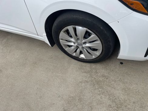 Used 2025 Nissan Sentra S FWD image 5