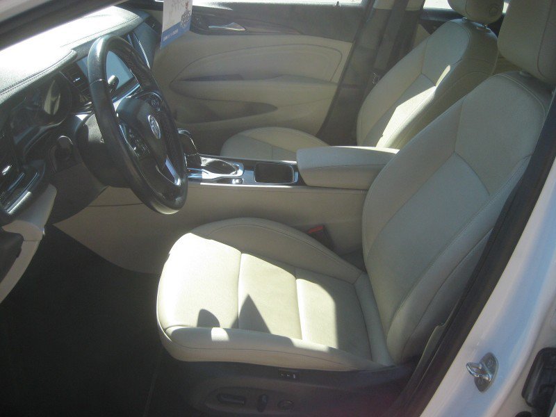 Used 2020 Buick Regal Essence FWD image 5