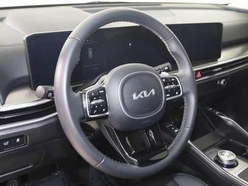 Used 2025 Kia Sorento EX image 6