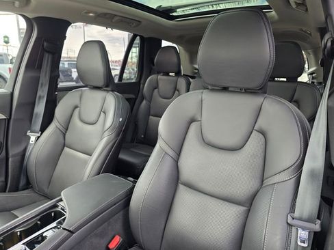 Used 2023 Volvo XC90 B6 Ultimate w/ Protection Package Premier AWD/4WD image 24