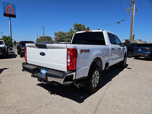 Used 2024 Ford F250 XLT w/ FX4 Off-Road Package AWD/4WD image 8