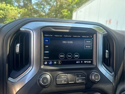 Used 2021 Chevrolet Silverado 1500 LT Trail Boss image 30