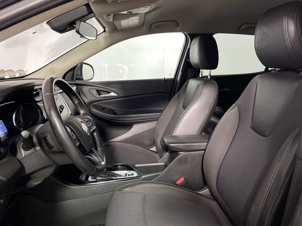 Used 2020 Buick Encore GX Preferred w/ Cold Weather Comfort Package AWD/4WD image 11