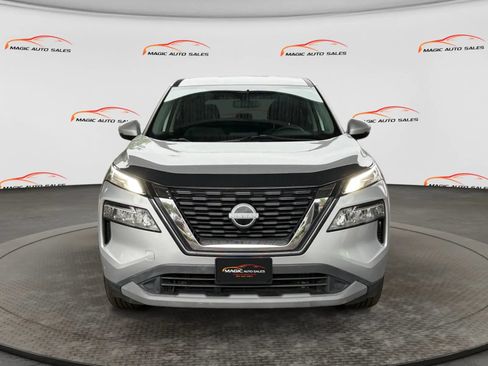 Used 2022 Nissan Rogue SV AWD/4WD image 3