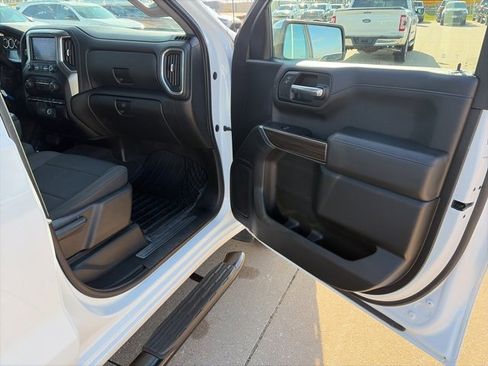 Used 2020 Chevrolet Silverado 1500 LT w/ Trailering Package image 37