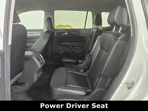 Used 2018 Volkswagen Atlas SE AWD/4WD image 12