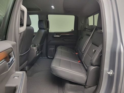 Used 2024 GMC Sierra 1500 Denali w/ Technology Package image 13