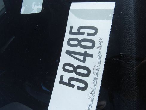 Used 2016 Volkswagen GTI SE image 26