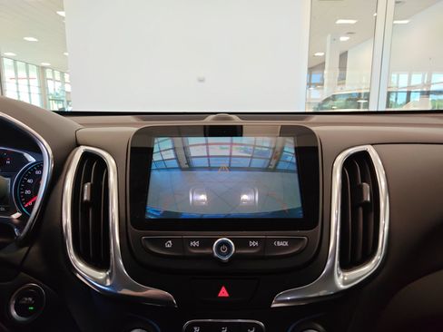 Used 2018 Chevrolet Equinox LT w/ Redline Edition AWD/4WD image 22