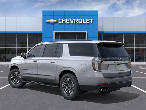 New 2026 Chevrolet Suburban Z71 AWD/4WD image 3