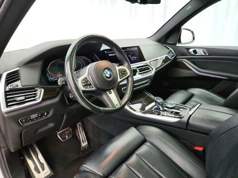 Used 2019 BMW X5 xDrive50i w/ M Sport Package AWD/4WD image 10