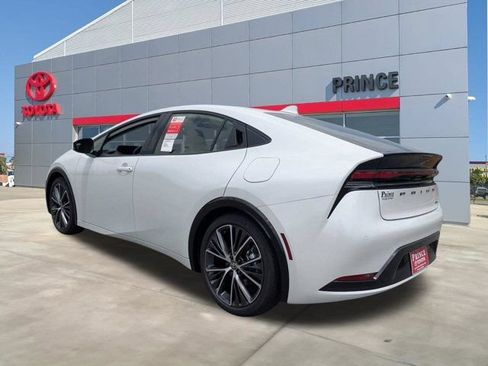 New 2025 Toyota Prius XLE FWD image 11