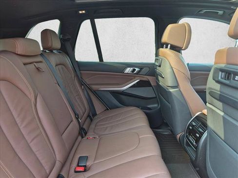 Used 2019 BMW X5 xDrive40i AWD/4WD image 26