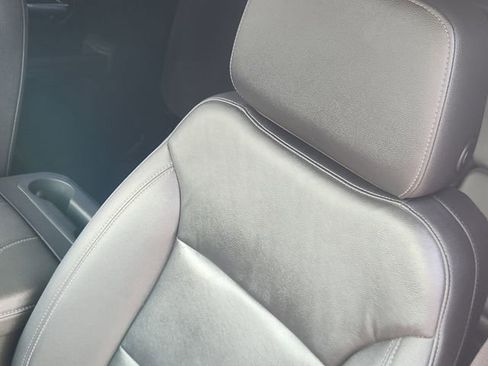 Used 2021 Chevrolet Silverado 1500 LT Trail Boss w/ Convenience Package II image 24