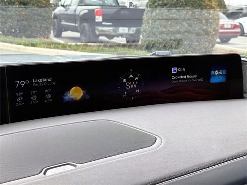 Used 2025 Lincoln Navigator Reserve w/ Jet Appearance Package image 26