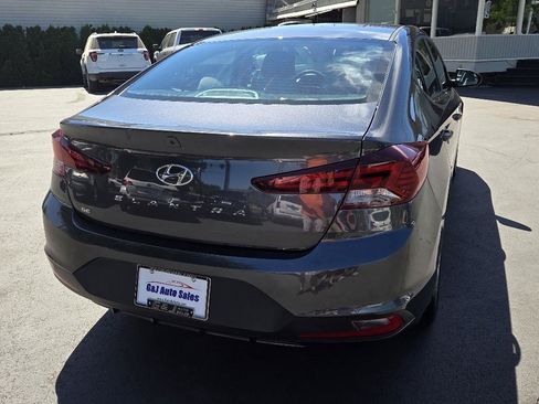 Used 2020 Hyundai Elantra SE FWD image 9