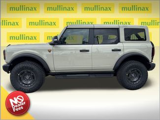 New 2025 Ford Bronco Badlands video 2