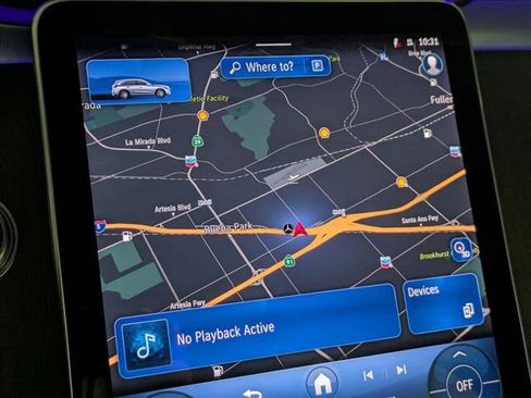 Certified 2025 Mercedes-Benz GLC 300 image 14