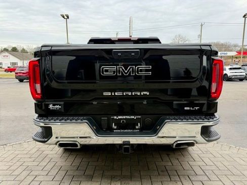 Used 2022 GMC Sierra 1500 SLT w/ SLT Premium Plus Package AWD/4WD image 10