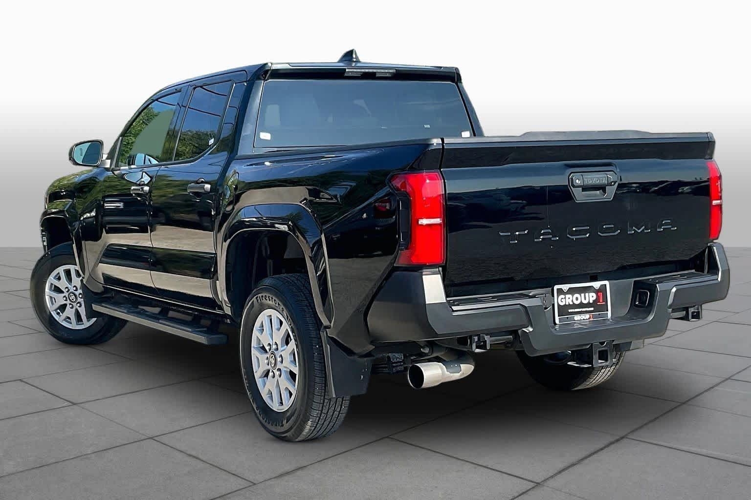 Used 2024 Toyota Tacoma SR RWD image 12