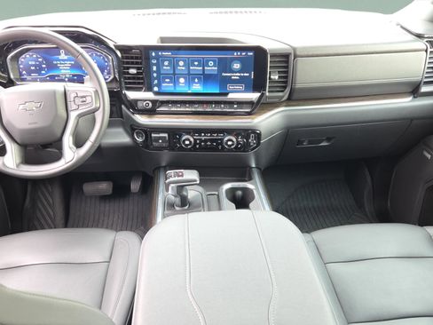 Used 2023 Chevrolet Silverado 1500 LT Trail Boss w/ LT Trail Boss Premium Package image 23