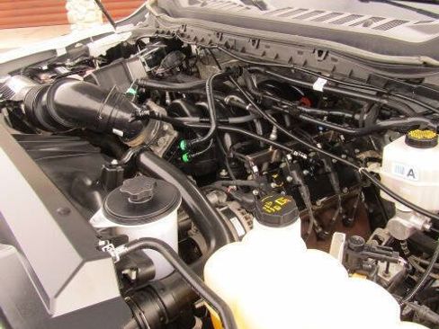 Used 2024 Ford F250 XLT image 21