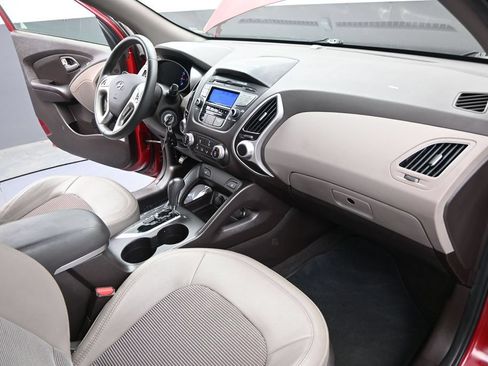 Used 2013 Hyundai Tucson GLS FWD image 25
