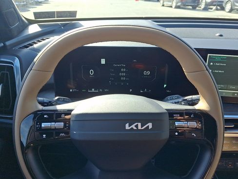New 2026 Kia Sorento SX Prestige w/ Olive Brown Leather Package AWD/4WD image 16