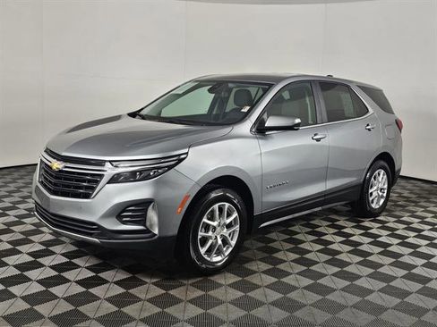 Used 2024 Chevrolet Equinox LT image 9