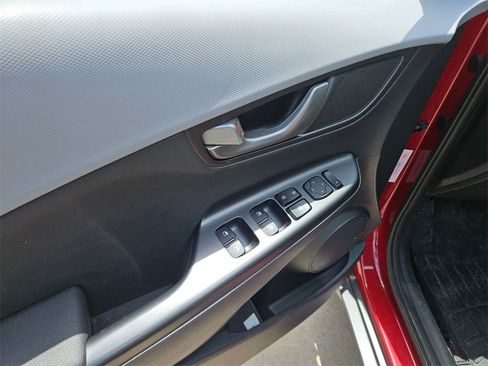 Used 2021 Hyundai Kona Ultimate image 15