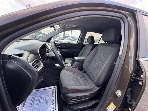Used 2023 Chevrolet Equinox LT FWD image 17